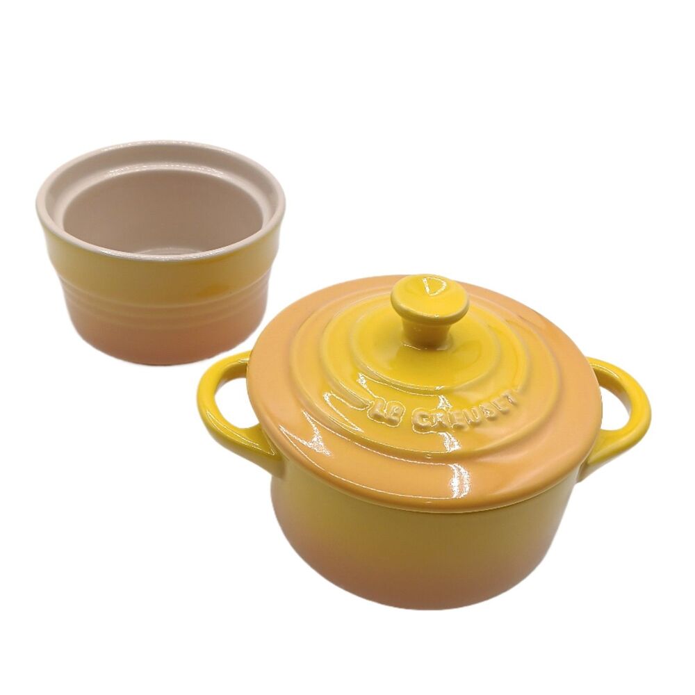 Le Creuset Stoneware Mini Round Cocotte & Ramekin 2-Piece Set Nectar 7 oz New